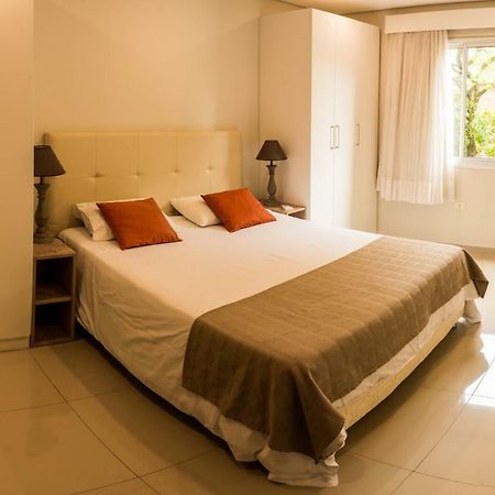 Realty Py Villa Morra Asunción Exterior photo